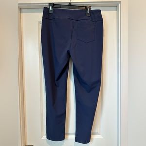 Lillly Pulitzer Luxletic 28” Corso Pant size 12